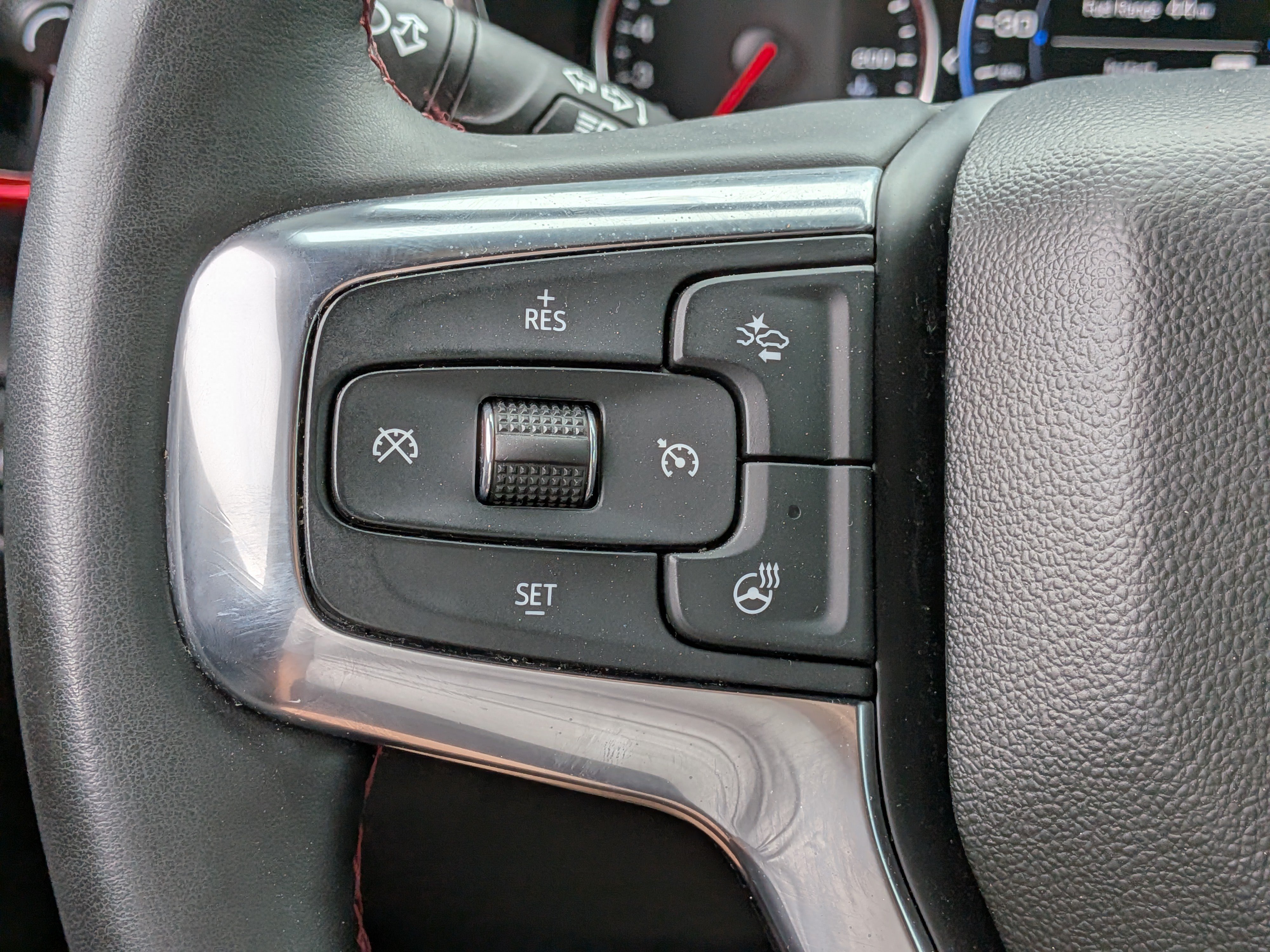 Used 2025 Chevrolet Blazer RS FWD image 25