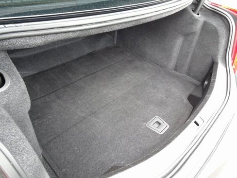 Used 2016 Cadillac XTS Luxury image 30