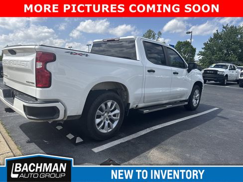 Used 2021 Chevrolet Silverado 1500 Custom AWD/4WD image 3