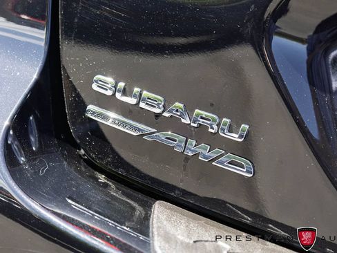 Used 2025 Subaru Crosstrek 2.5i Premium AWD/4WD image 8