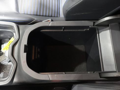 Used 2019 Toyota RAV4 XSE w/ XSE Weather Package AWD/4WD image 29