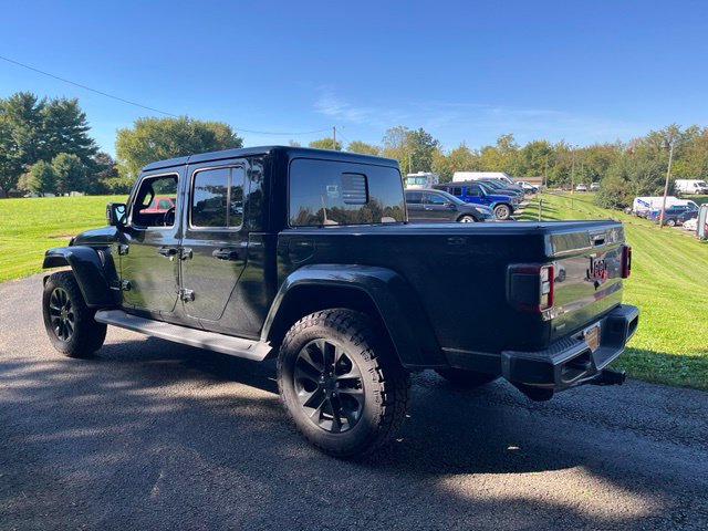 Used 2021 Jeep Gladiator Overland AWD/4WD image 7