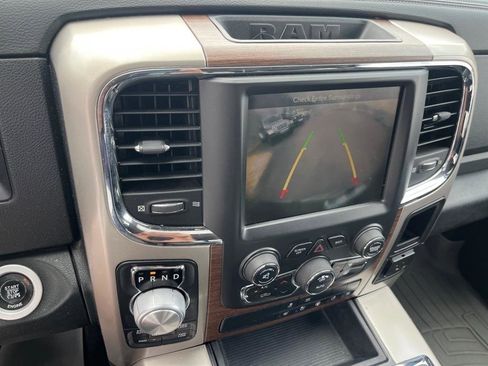 Used 2015 RAM 1500 Laramie w/ Convenience Group image 17