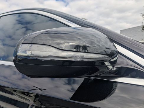 Used 2018 Mercedes-Benz E 300 image 24