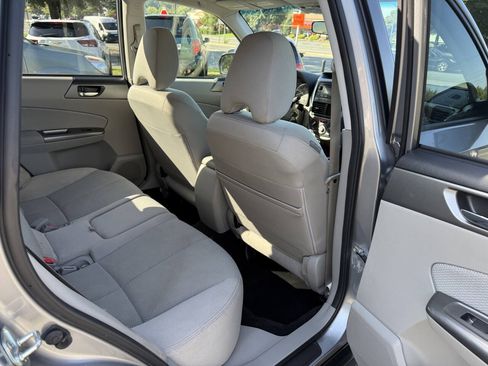 Used 2011 Subaru Forester 2.5X Premium AWD/4WD image 15