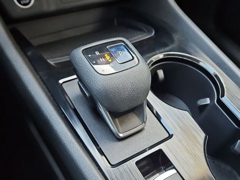 Used 2022 Nissan Rogue SV image 12