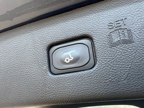 Certified 2024 Ford Edge Titanium AWD/4WD image 24