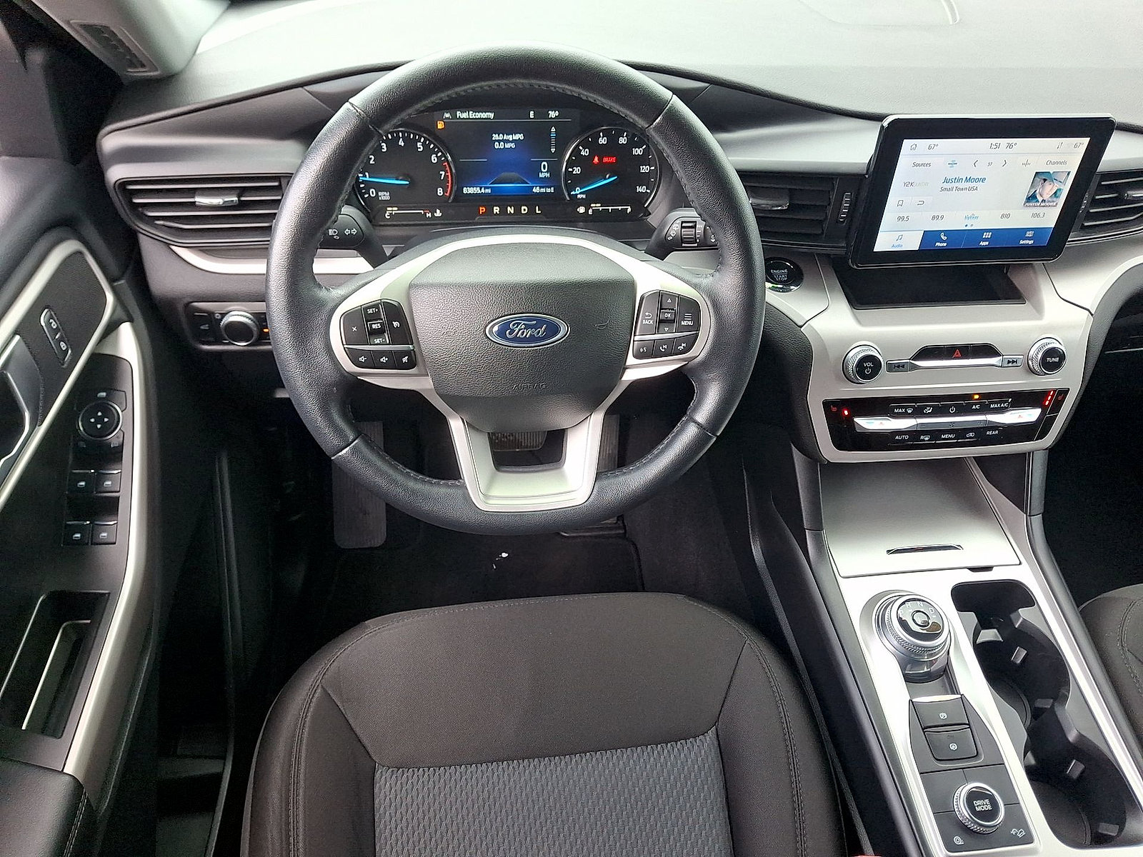 Used 2023 Ford Explorer XLT AWD/4WD image 21