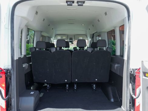 Used 2024 Ford Transit 350 XLT RWD image 8