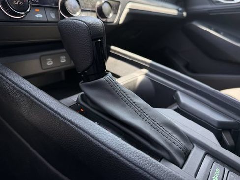 Used 2025 Honda Accord LX image 18