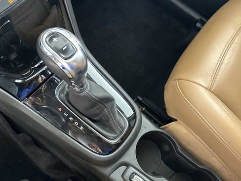 Used 2019 Buick Encore Essence w/ Experience Buick Package image 22