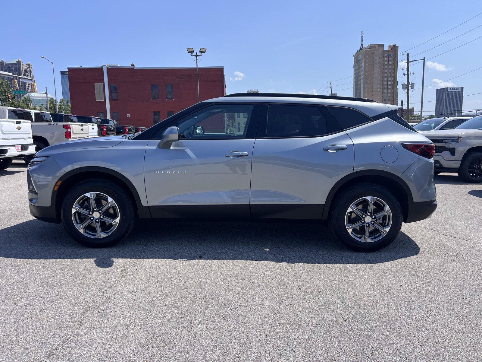 Used 2024 Chevrolet Blazer LT w/ Convenience Package FWD image 30