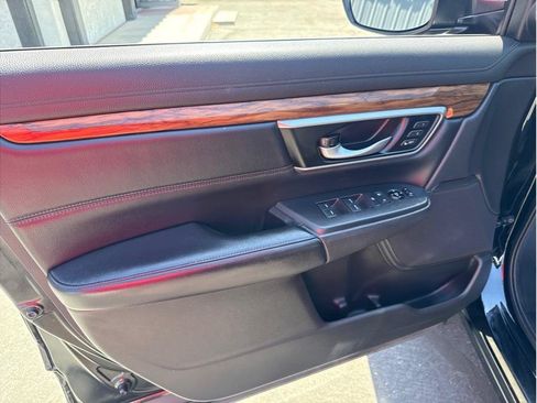 Used 2021 Honda CR-V Touring image 15