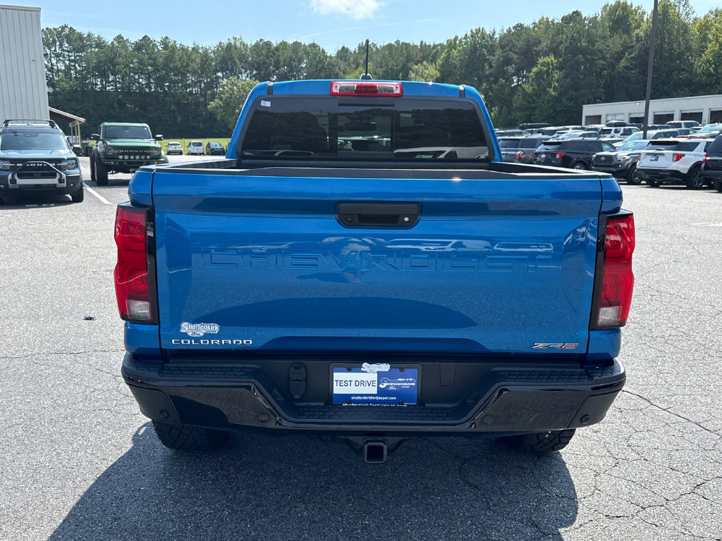 Used 2024 Chevrolet Colorado ZR2 w/ ZR2 Convenience Package III AWD/4WD image 6