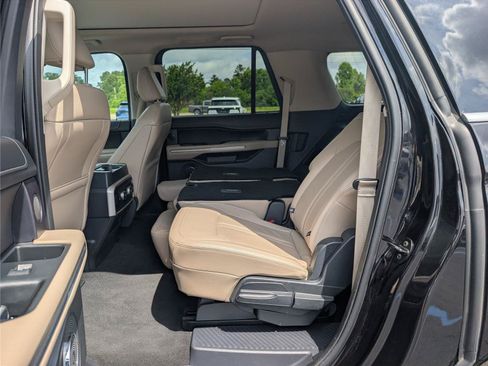 Used 2024 Ford Expedition Max Limited AWD/4WD image 30