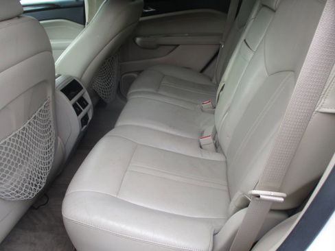 Used 2011 Cadillac SRX Performance image 8