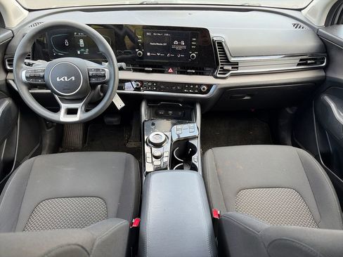 Used 2023 Kia Sportage LX AWD/4WD image 10