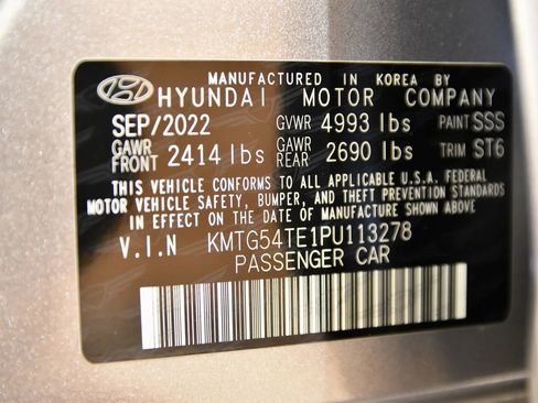 Used 2023 Genesis G70 3.3T w/ Sport Prestige Package image 32