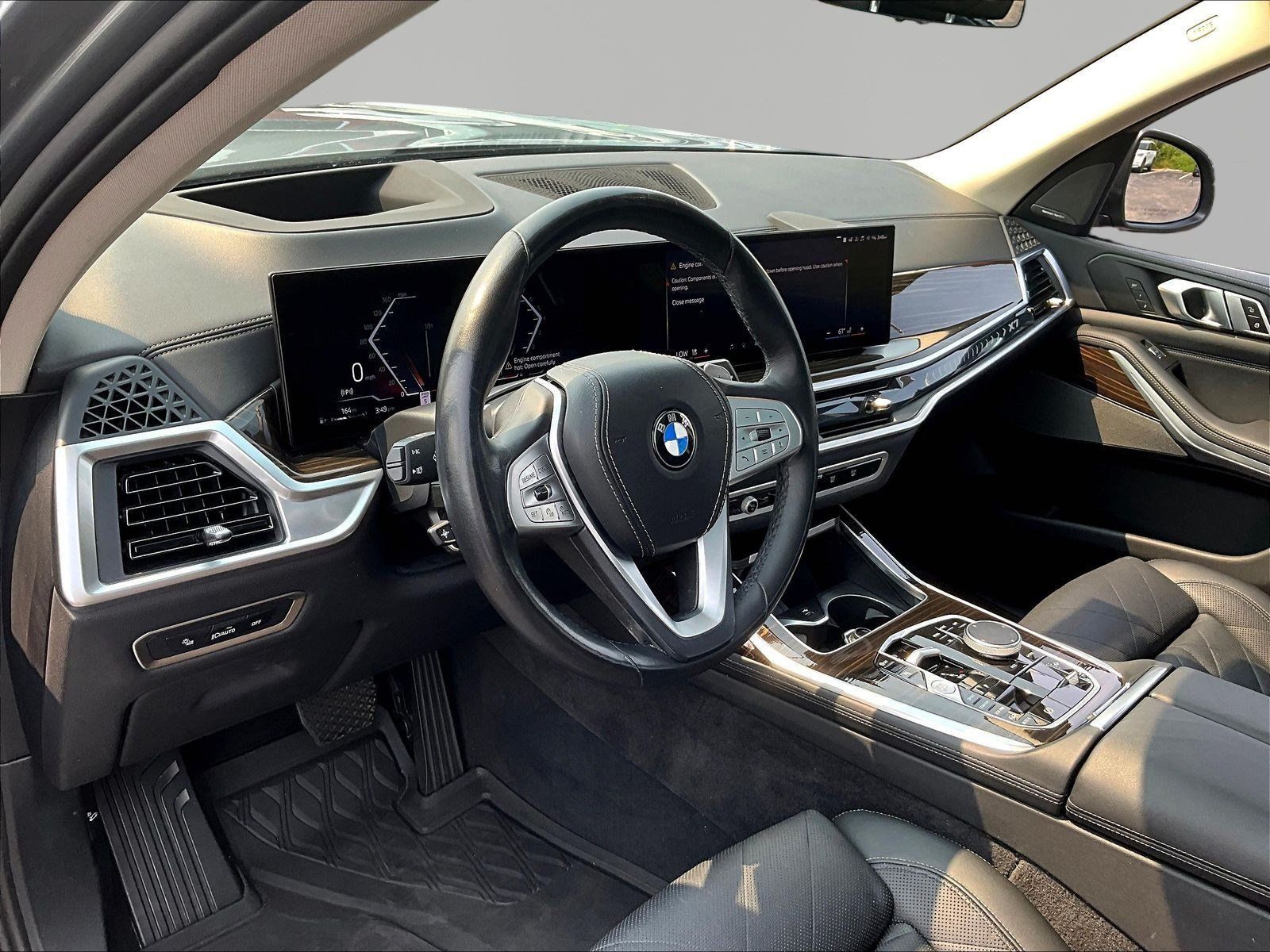 Used 2024 BMW X7 xDrive40i w/ Premium Package AWD/4WD image 17