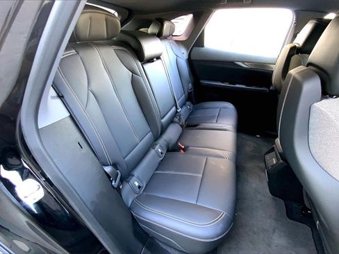 Used 2025 Cadillac Optiq Luxury 1 image 19