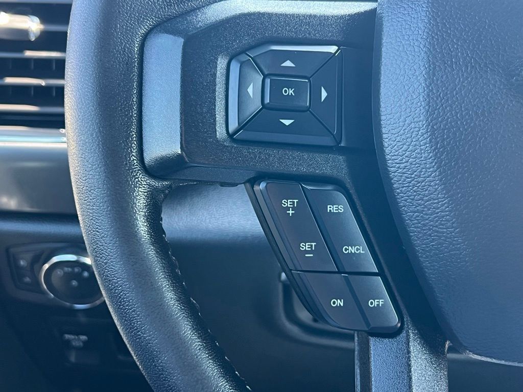 Used 2020 Ford F150 XLT w/ Equipment Group 302A Luxury AWD/4WD image 36