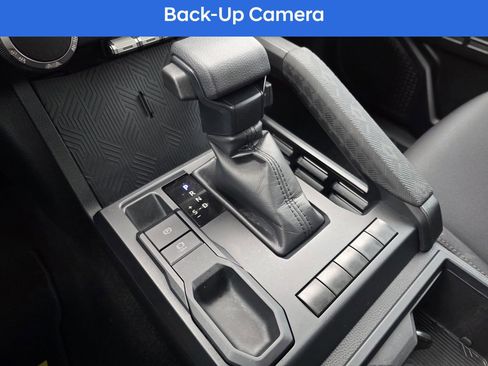 Used 2024 Toyota Tacoma SR image 21