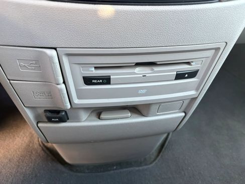 Used 2016 Honda Odyssey SE image 30