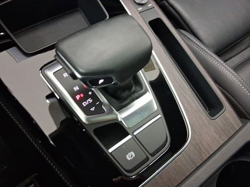Used 2023 Audi Q5 2.0T Premium Plus w/ Premium Plus Package image 16