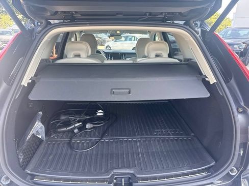 Used 2025 Volvo XC60 T8 Plus w/ Protection Package Premier AWD/4WD image 24
