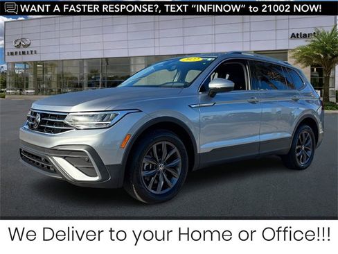 Used 2022 Volkswagen Tiguan SE image 1