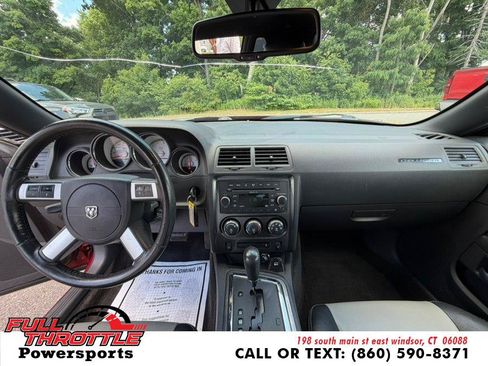 Used 2009 Dodge Challenger R/T RWD image 20