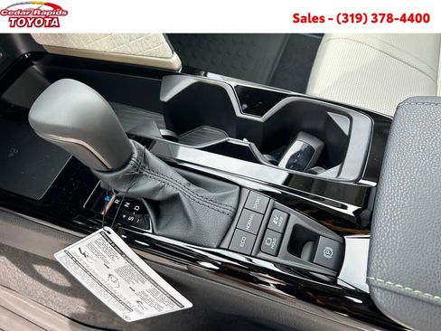 New 2026 Toyota Camry XLE image 18