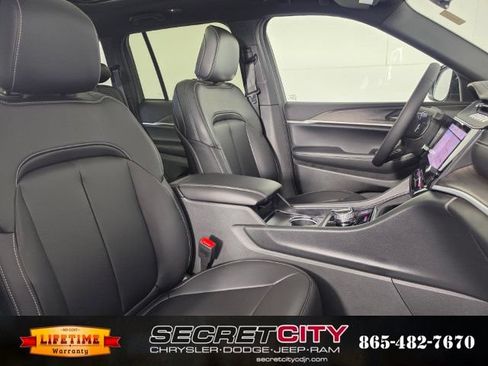 New 2026 Jeep Grand Cherokee Limited AWD/4WD image 34