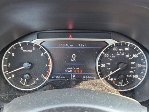 Used 2025 Nissan Altima 2.5 SV FWD image 18