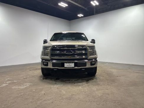 Used 2017 Ford F150 Lariat w/ Equipment Group 502A Luxury image 3