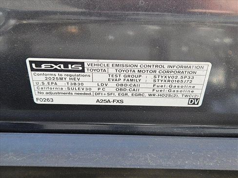 Certified 2025 Lexus ES 300h w/ Premium Package FWD image 24