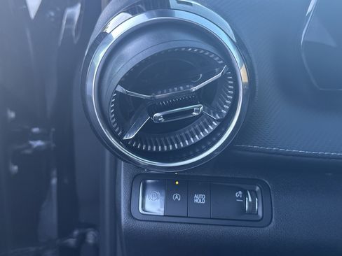 Used 2026 Chevrolet Equinox LT w/ Convenience Package II image 24