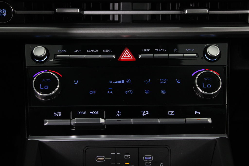 Used 2026 Hyundai Santa Fe SEL FWD image 23