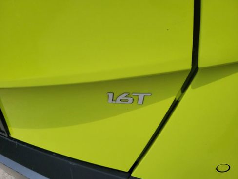 Used 2024 Hyundai Kona Limited FWD image 6