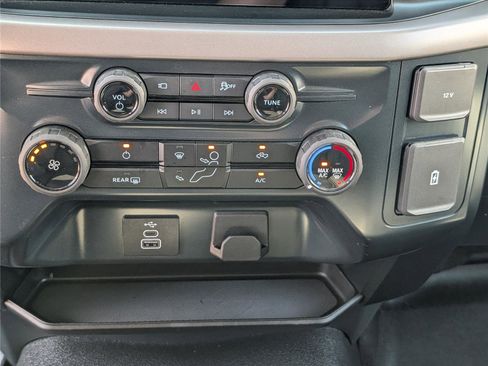 Used 2025 Ford F150 XL w/ Equipment Group 103A High AWD/4WD image 25
