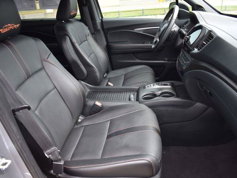 Used 2022 Honda Passport TrailSport image 16
