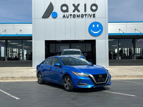 Used 2023 Nissan Sentra SV image 1