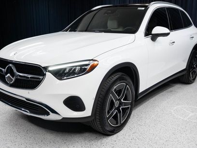 New 2027 Mercedes-Benz GLC 300