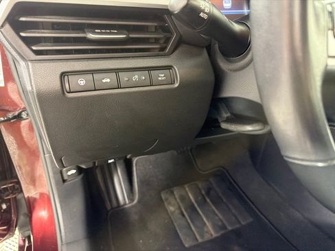 Used 2023 Nissan Altima 2.5 SV w/ SV Premium Package FWD image 15