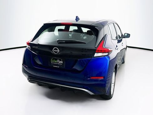 Used 2025 Nissan Leaf S image 9