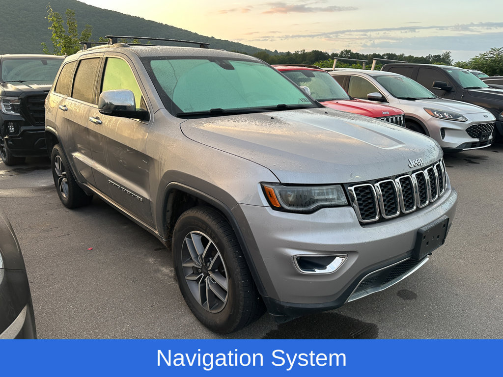 Used 2021 Jeep Grand Cherokee Limited w/ Premium Lighting Group AWD/4WD image 2