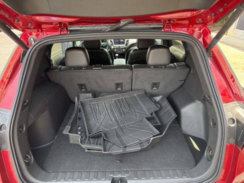 Used 2023 Chevrolet Equinox RS w/ RS Leather Package image 52