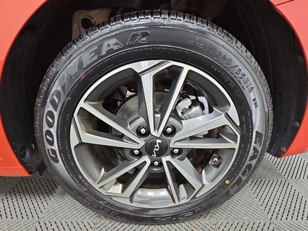 Used 2022 Kia Forte LXS FWD image 36
