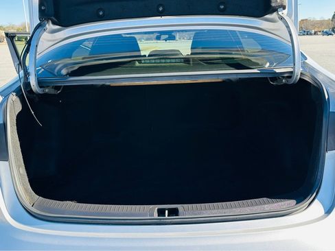 Used 2021 Toyota Corolla SE image 23