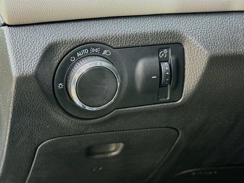 Used 2012 Chevrolet Cruze LS w/ Connectivity Package FWD image 12